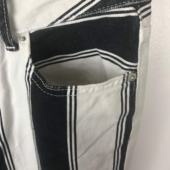 BDG URBAN OUTFITTERS Mom STRIPPED JEANS SI… - Picture 6 of 7